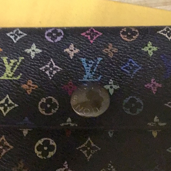 Louis Vuitton Wallet - Picture 5 of 7